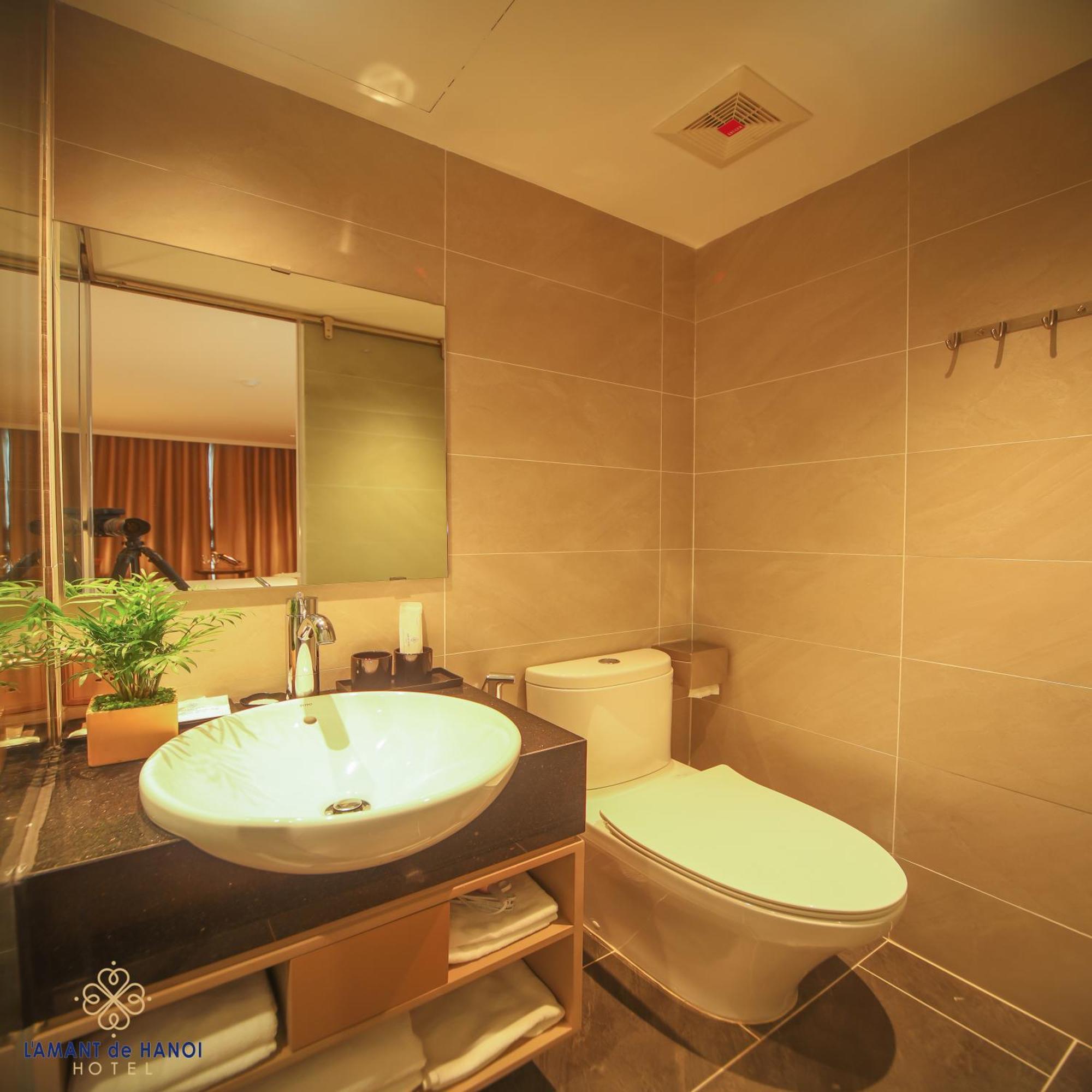 L'Amant De Hanoi Hotel - Khach San Lamant De Ha Noi מראה חיצוני תמונה